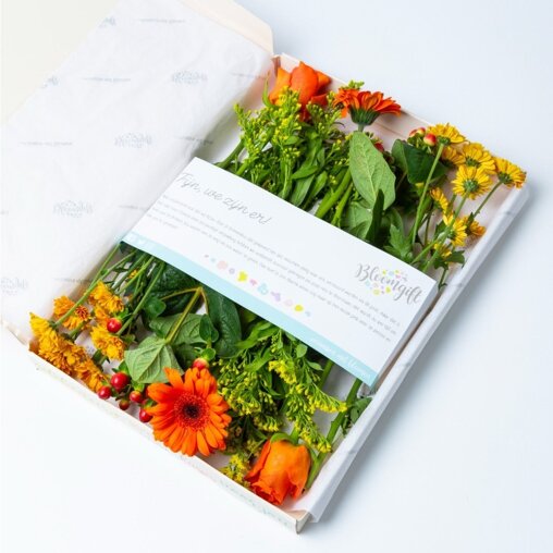 Brievenbus Boeket oranje pakket