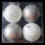 Kerstballen wit-grijs glitter plastic (4 stuks) in verpakking